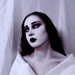 𝕳𝖊𝖑𝖊𝖓𝖆 𝖁𝖔𝖓 𝕶𝖆𝖎𝖘𝖊𝖗 - @helenavonkaiser - Instagram