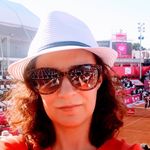 Helena Levy - @lifeonspeeddial - Instagram