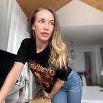 Helena Monroe - @helenamonroe843 - Instagram