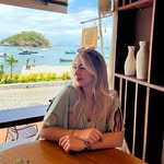 Helena Moraes - @helenamoraees - Instagram