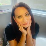 Helen Wall - @doctorhelenwall - Instagram