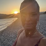 Helene Black - Facebook