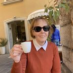Helene Blum - Facebook