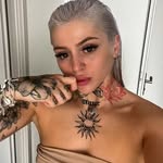 Hélène Bourque - @helenebourque - Instagram