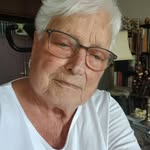 Helga Graf - @oc12101942 - Instagram