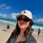 Hellen Walker - Facebook