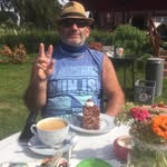 Helmut Vogt - @chelliaschloch - Instagram