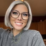 Heidi Henderson-Watson - @silverhairedbookreader - Instagram