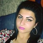 Henrietta Queeñ - @henriettadobondi - Instagram