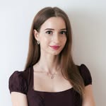 Dr Hen - @drhenriettacook - Instagram