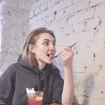 Henrietta Cross - @florajmun47 - Instagram