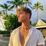 𝗁𝖾𝗇𝗋𝗒ᵇᵉᵃᵘᶜʰᵃᵐᵖ - @vampirinhooboy - Instagram