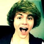 Henry Clift - @henryreadstoomuch - Instagram