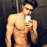 Henry Hilliard - @affluent_influencer - Instagram