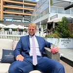 Henry - Men’s Midsize Fashion XL - @henrystylesit - Instagram