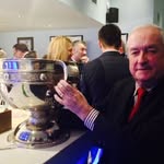 Herbert Farrell - @herbert.farrell.7 - Instagram