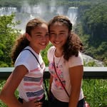 yanina y yasmin 😝 - @hermanas_dossantos - Instagram