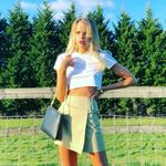 hetti_bywaterfan - @blossom_hetti - Instagram