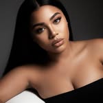 Hey love 👋 call me Vicky 🇳🇬🇵🇸🇵🇷🇱🇷🇲🇾 - @ellaaguafrica - Instagram