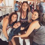Hilary Arnold - @hillybean2504 - Instagram