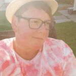 Hilary Nevitt-Arnold - @hilsna72 - Instagram
