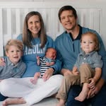 Hillary Kline - @klinefamlife - Instagram