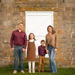 Hillary Lynch - @seymourville - Instagram