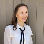 Hillary Lyons - @hll.wordsmith - Instagram