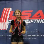 hillary may - @heavyliftswithhill - Instagram