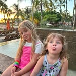 Hillary Messenger - @hillarymess - Instagram