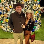 Hillary Reid - @copy.paste.twins - Instagram