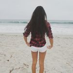 Hillary Shields - @hillarysocalshields - Instagram