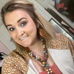 Hillary Simmons - @intitalthatwithhillary - Instagram