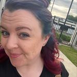 Hillary Wallace - @starbrunette89 - Instagram