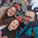 Hillary Wright - @hillary.wright.140 - Instagram