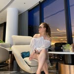 Hoa Trinh - @hoattrinh - Instagram