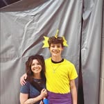 Halli Holden-Wright - @hallisellshouses - Instagram