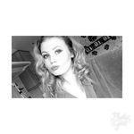 Holli Phillips - @hols_phillips - Instagram