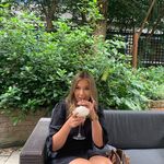 Hollie Moore - @holsmoore - Instagram