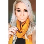 Hollie Roach - @roachfamilyadventures - Instagram