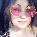 Holly Barnett - @holly.barnett.90 - Instagram