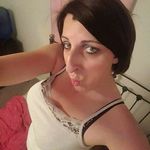 holly bartley - @bartley696 - Instagram