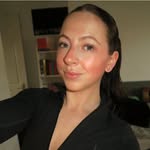 Holly Bash - @alltheholly - Instagram