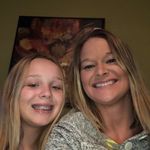 Holly Blanton - @holidaynhand - Instagram