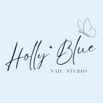 Emily - @hollybluenails - Instagram