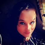 Holly Bolin - @hollybear1738 - Instagram