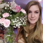 Holly Bollinger - @michaelalomem - Instagram