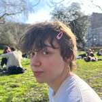 holly - @hollybooker374 - Instagram