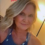 Holly Bourque - @hollibaxgirl - Instagram
