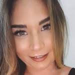 Holly Bridges - @hollybridges9 - Instagram